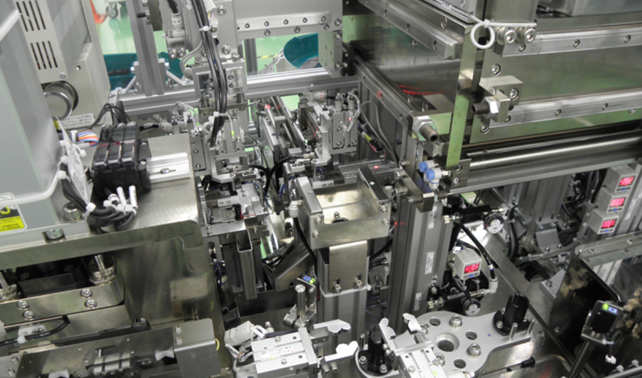 电子设备制造业